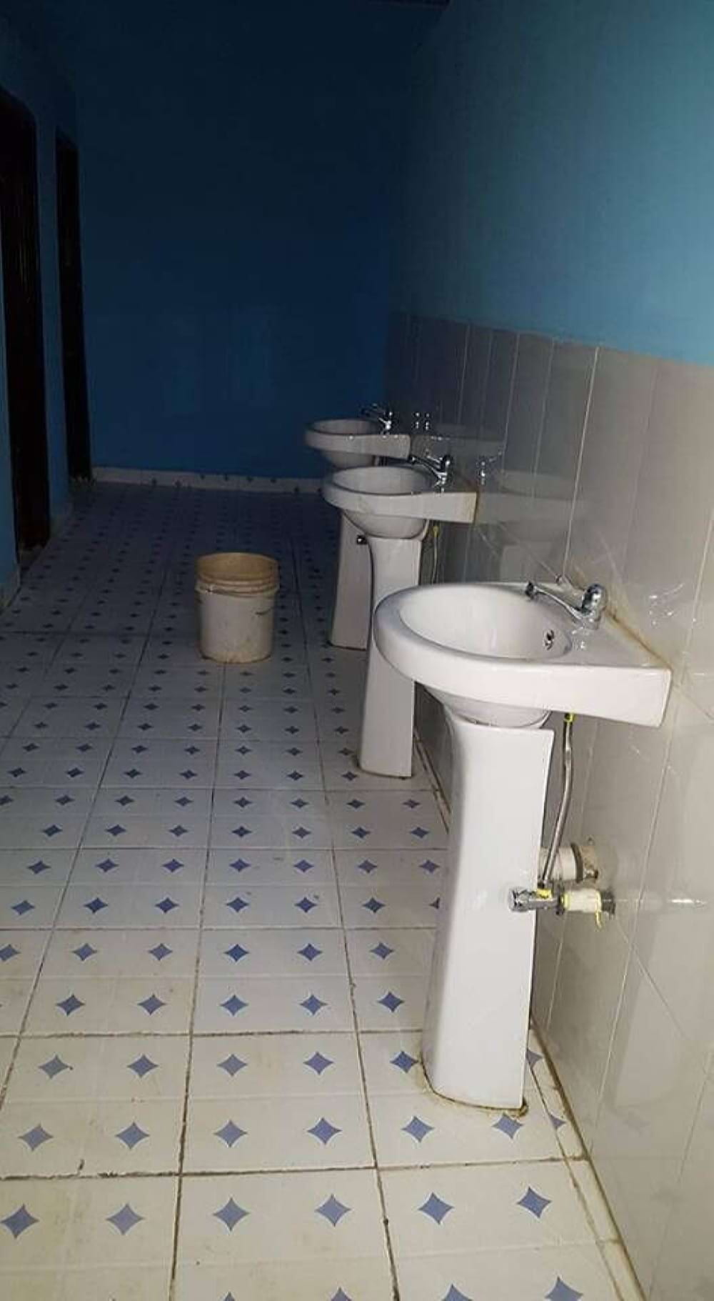 Sanitatie (toiletten, douches)