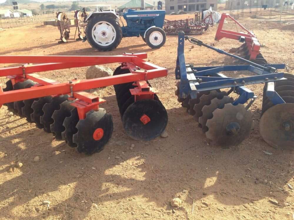 Tractoren en landbouwmateriaal